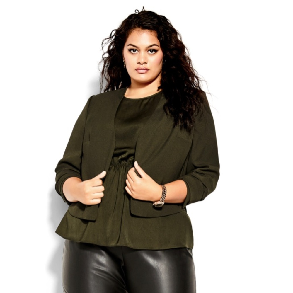 Wistful dreams ivy blazer. Size 22